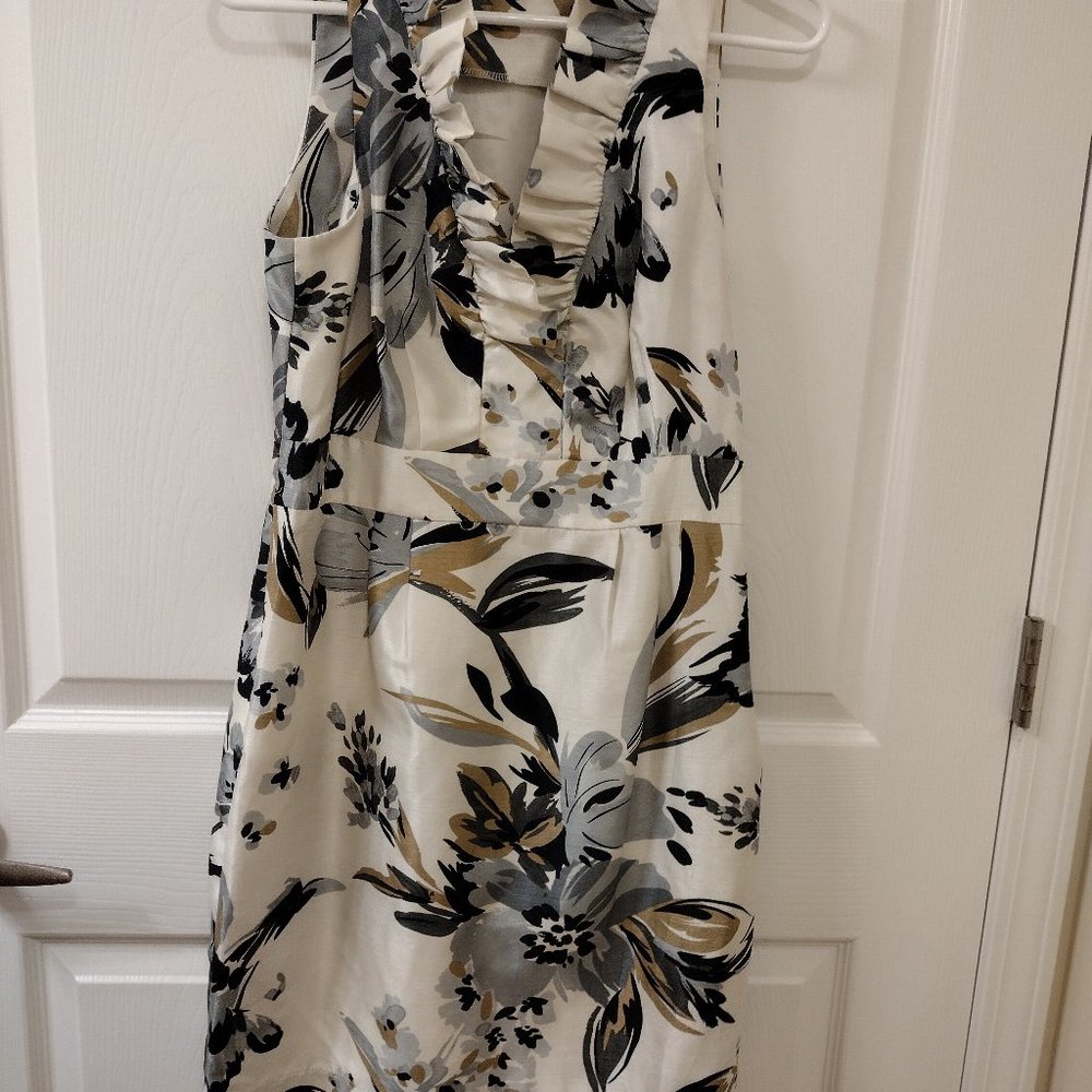 elegant "polished cotton" look , very pretty